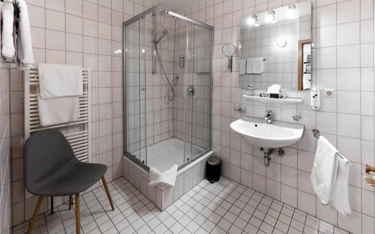 Hotel Beim Schupi Карлсруе Екстериор снимка