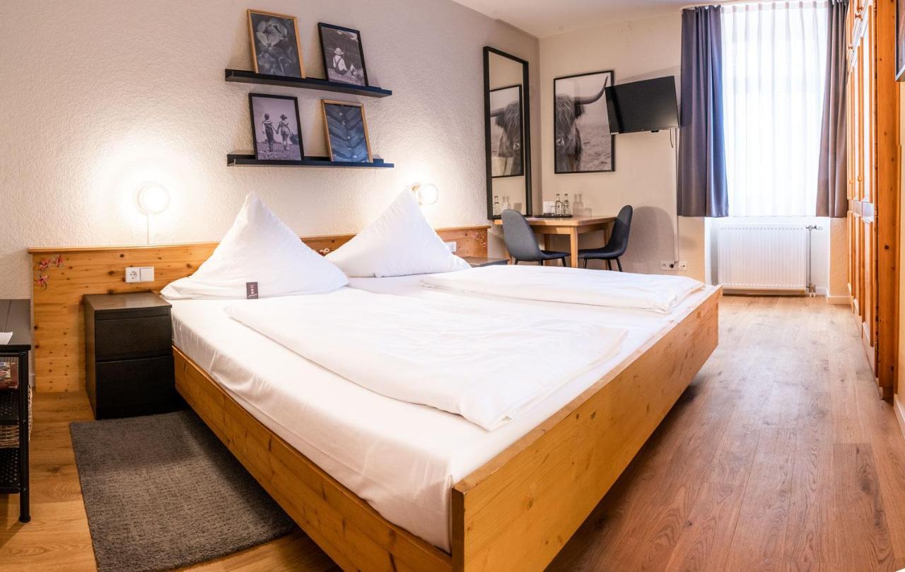 Hotel Beim Schupi Карлсруе Екстериор снимка