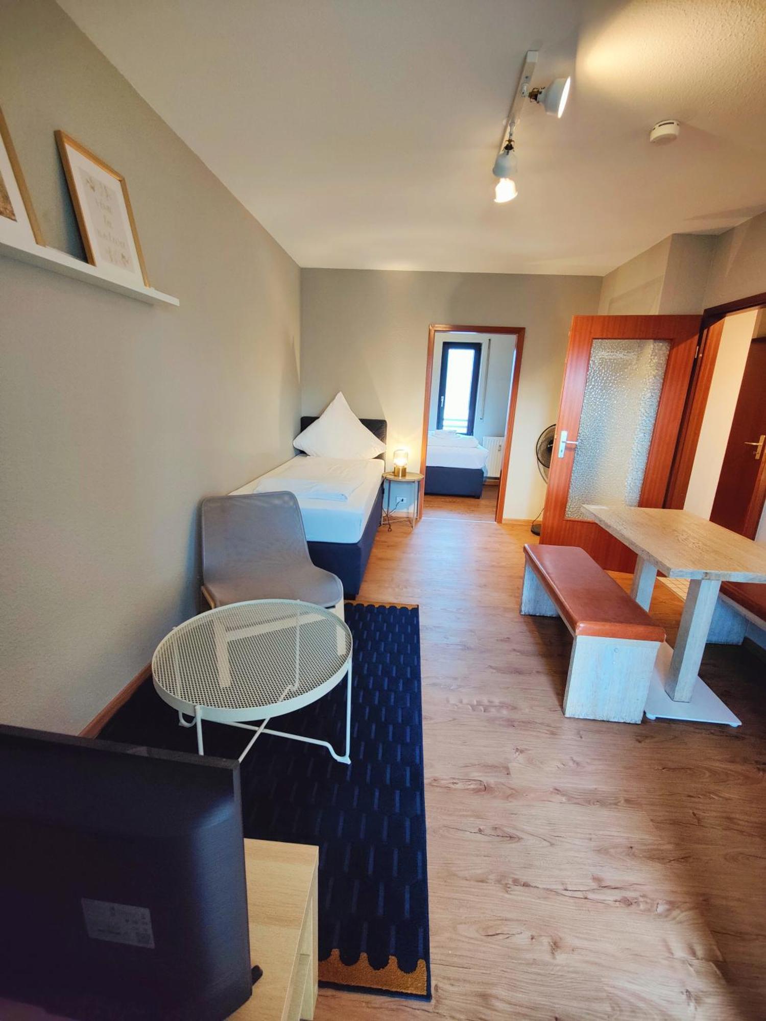 Hotel Beim Schupi Карлсруе Екстериор снимка